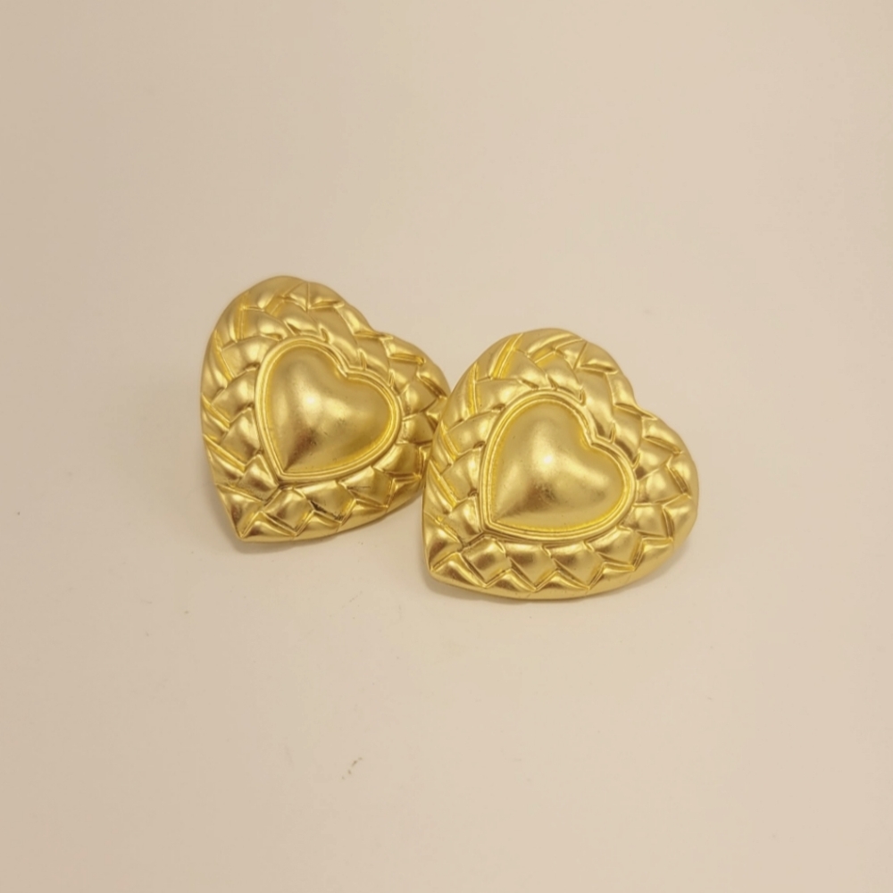 Puffy Heart Gold Tone Earings New